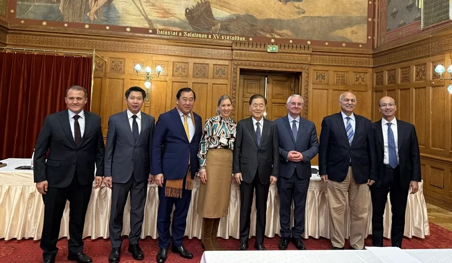 Đại sứ Bùi Lê Thái