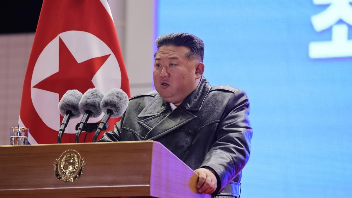 trieu tien trao cac tai san chien luoc va nhiem vu moi cho luc luong khong quan vao ngay ky niem 80 nam thanh lap