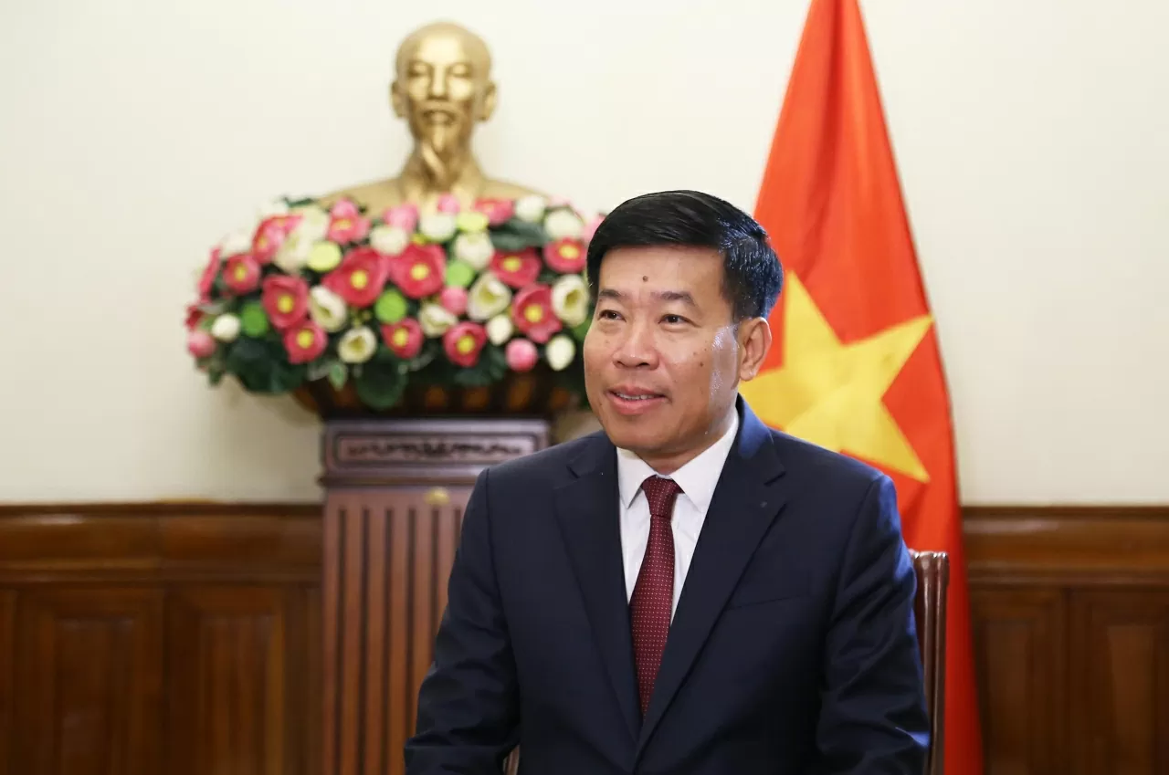 Ủy viên Trung ương Đảng, Thứ trưởng Ngoại giao Nguyễn Mạnh Cường trả lời phỏng vấn báo chí trước chuyễn thăm cấp Nhà nước của Tổng Bí thư Tô Lâm tới Lào