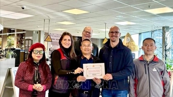 Cộng đồng người Việt tại Đức chung tay hỗ trợ đồng bào khắc phục hậu quả lũ lụt