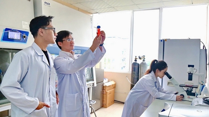 thong tin ve diem dot pha trong luat khoa hoc cong nghe va doi moi sang tao toi tri thuc goc viet o duc