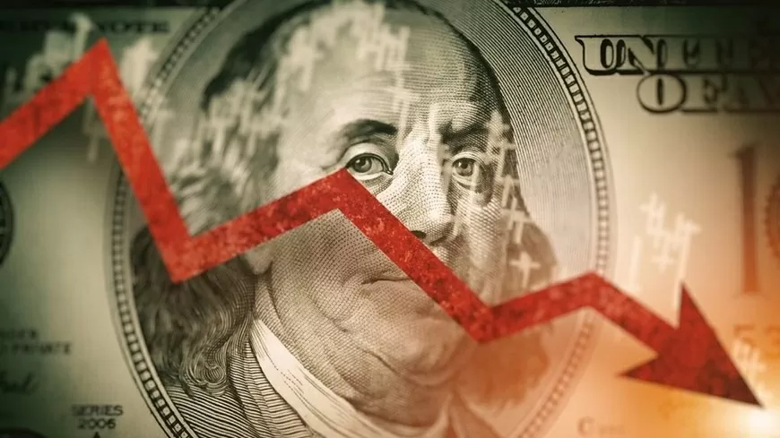 Giá USD tại chợ đen lao dốc. 