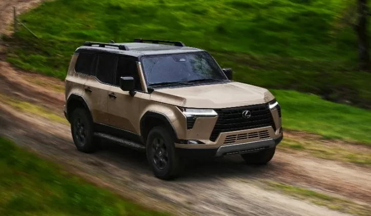 Một trong những điểm thu hút nhất của GX thế hệ thứ ba chính là sự xuất hiện của phiên bản Overtrail. 