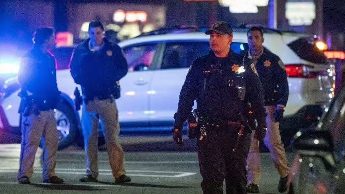 Xả súng ở Mỹ khiến 4 người chết và 10 người bị thương, chưa xác định nghi phạm