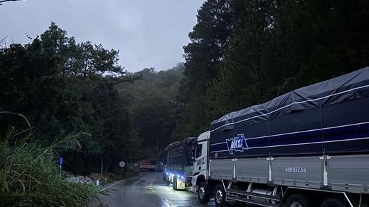 Thông tuyến đèo Mimosa sau hơn 10 ngày ngừng lưu thông do sạt lở