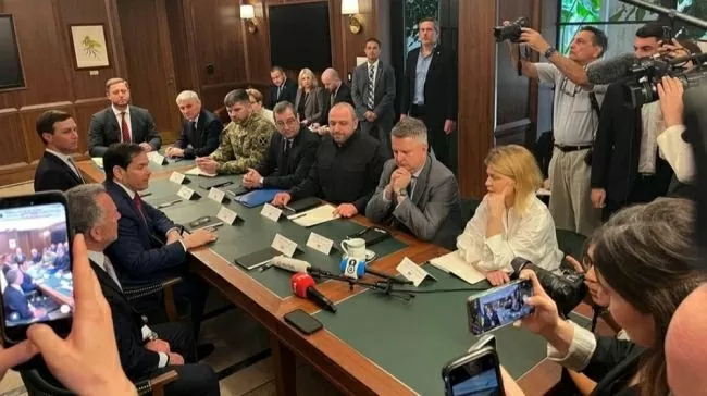 Mỹ-Ukraine đàm phán về kế hoạch hòa bình: Ttruyền thông đồn đoán 'không dễ dàng', Kiev đánh giá tích cực. (Nguồn: Time. UA)