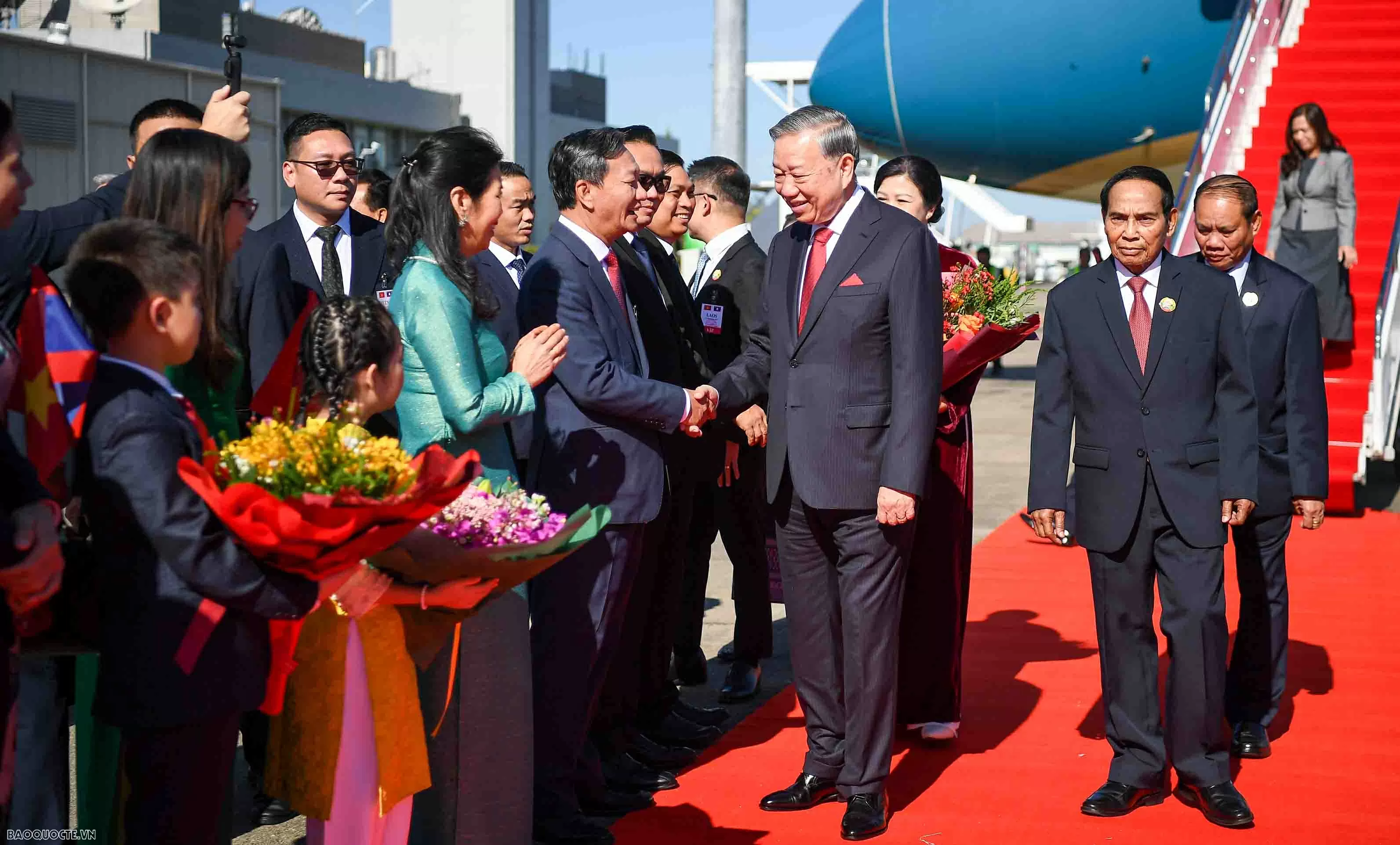 Tổng Bí thư Tô Lâm và Phu nhân bắt đầu chuyến thăm cấp Nhà nước Lào
