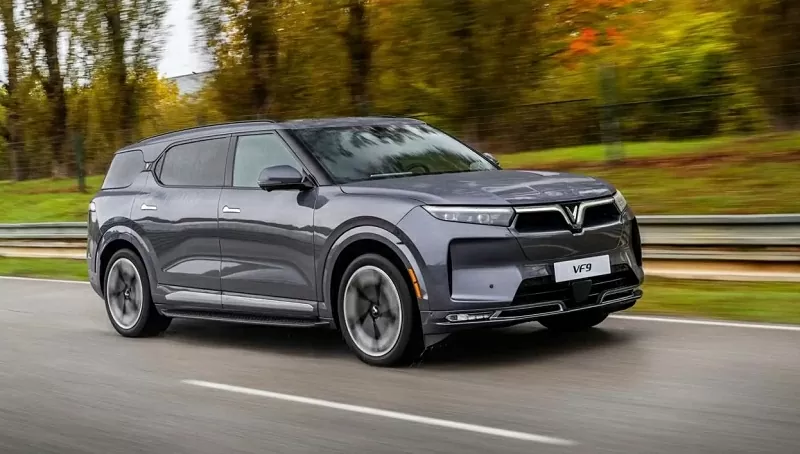 Cập nhật bảng giá xe hãng VinFast mới nhất tháng 12/2025.