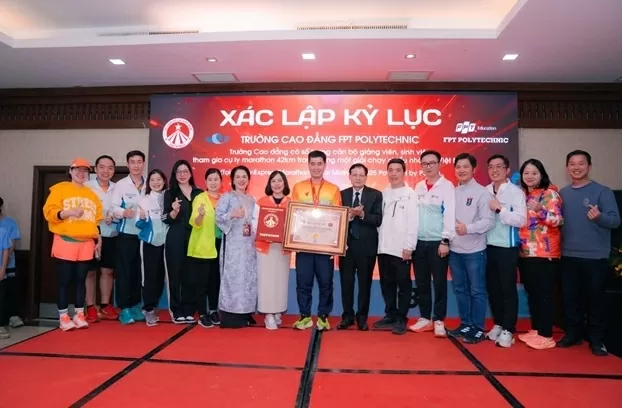 FPT Polytechnic lập kỷ lục tại giải chạy VnExpress Marathon: Hình ảnh năng động của giáo dục nghề nghiệp Việt Nam FPT Polytechnic lập kỷ lục tại giải chạy VnExpress Marathon: Hình ảnh năng động của giáo dục nghề nghiệp Việt Nam