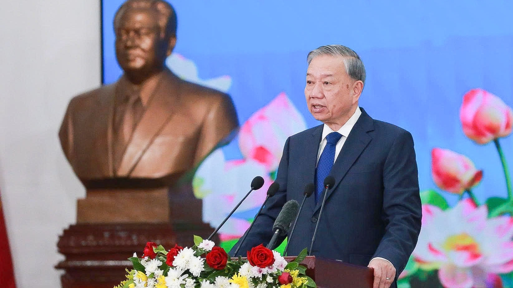 chia khoa cho giai doan gan ket chien luoc moi giua viet nam va lao