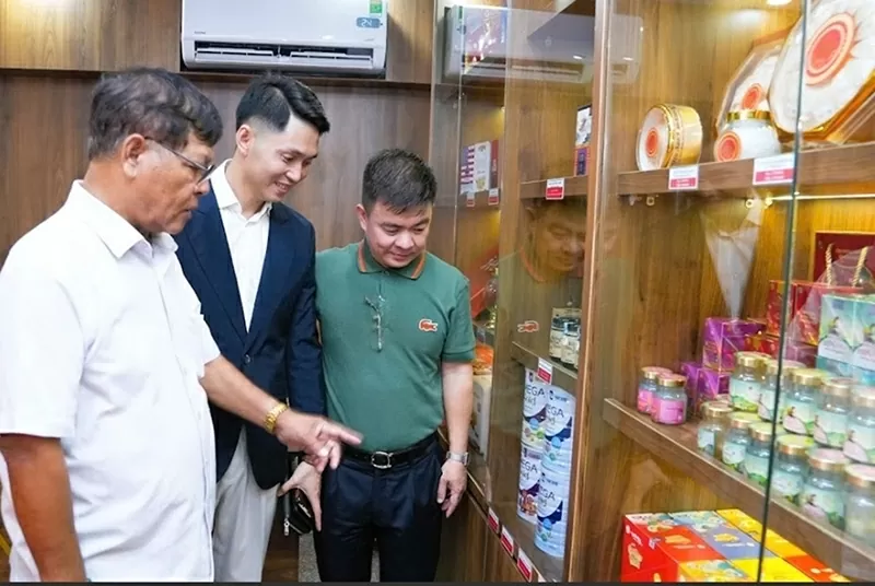 Đinh Gia ra mắt, giới thiệu sản phẩm OCOP và giải pháp bất động sản Đinh Gia ra mắt, giới thiệu sản phẩm OCOP và giải pháp bất động sản