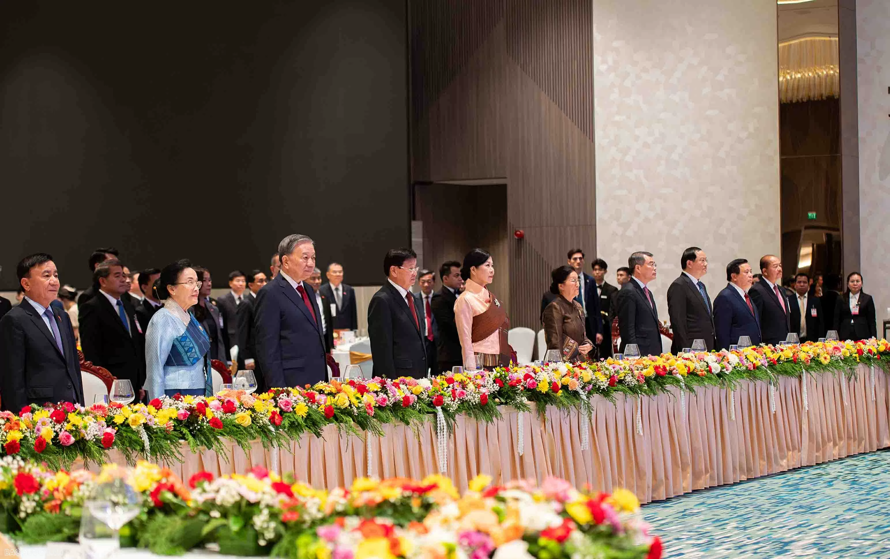 Chiêu đãi cấp Nhà nước Tổng Bí thư Tô Lâm và Phu nhân tại Lào