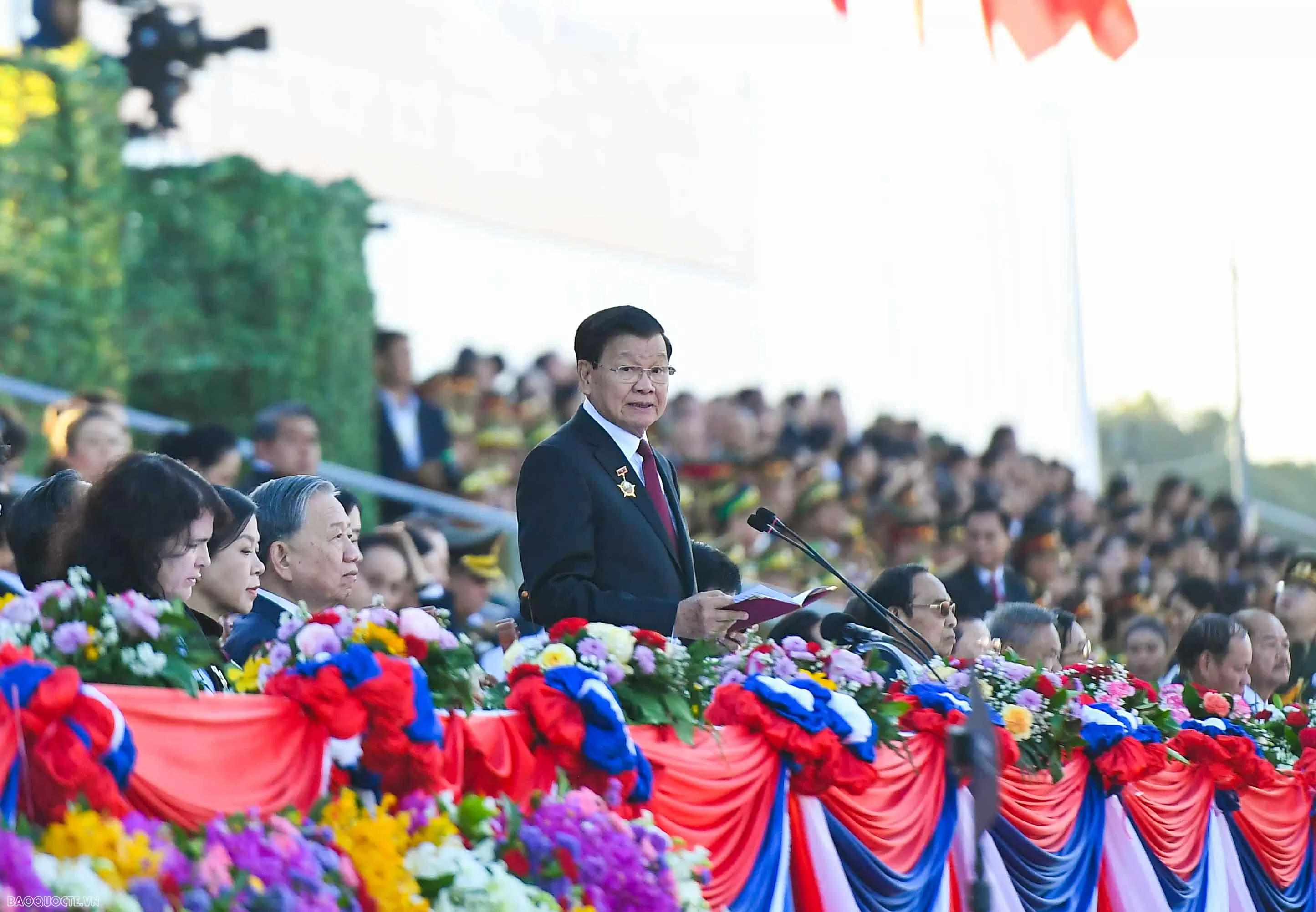 Tổng Bí thư Tô Lâm và Phu nhân dự Lễ kỷ niệm 50 năm Quốc khánh Lào Tổng Bí thư Tô Lâm và Phu nhân dự Lễ kỷ niệm 50 năm Quốc khánh Lào