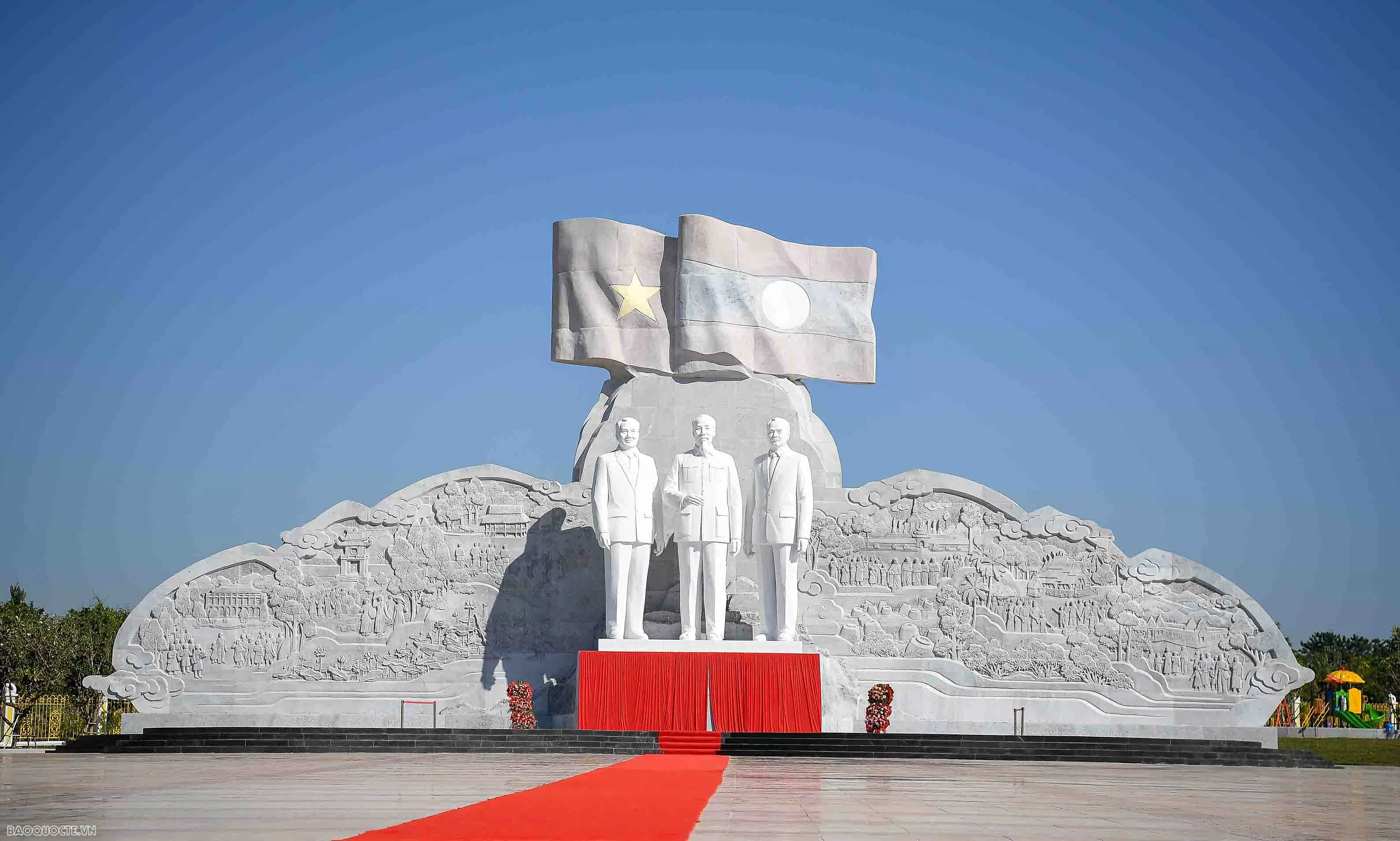 khánh thành Công viên Hữu nghị Lào-Việt Nam ở Vientiane