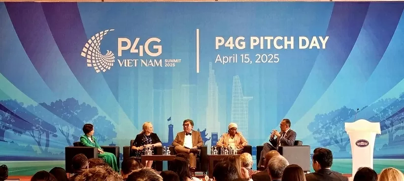 Cùng kiến tạo tương lai bền vững cho Việt Nam Cùng kiến tạo tương lai bền vững cho Việt Nam