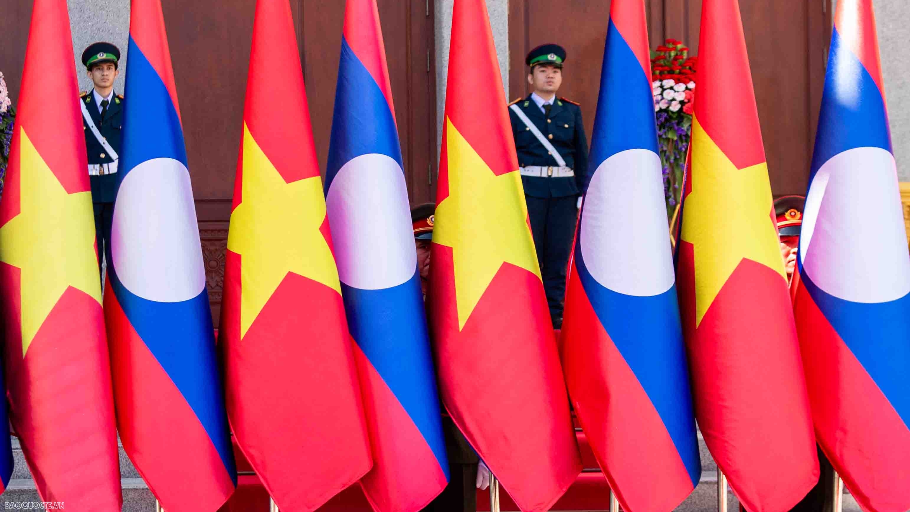 tuyen bo chung viet nam lao