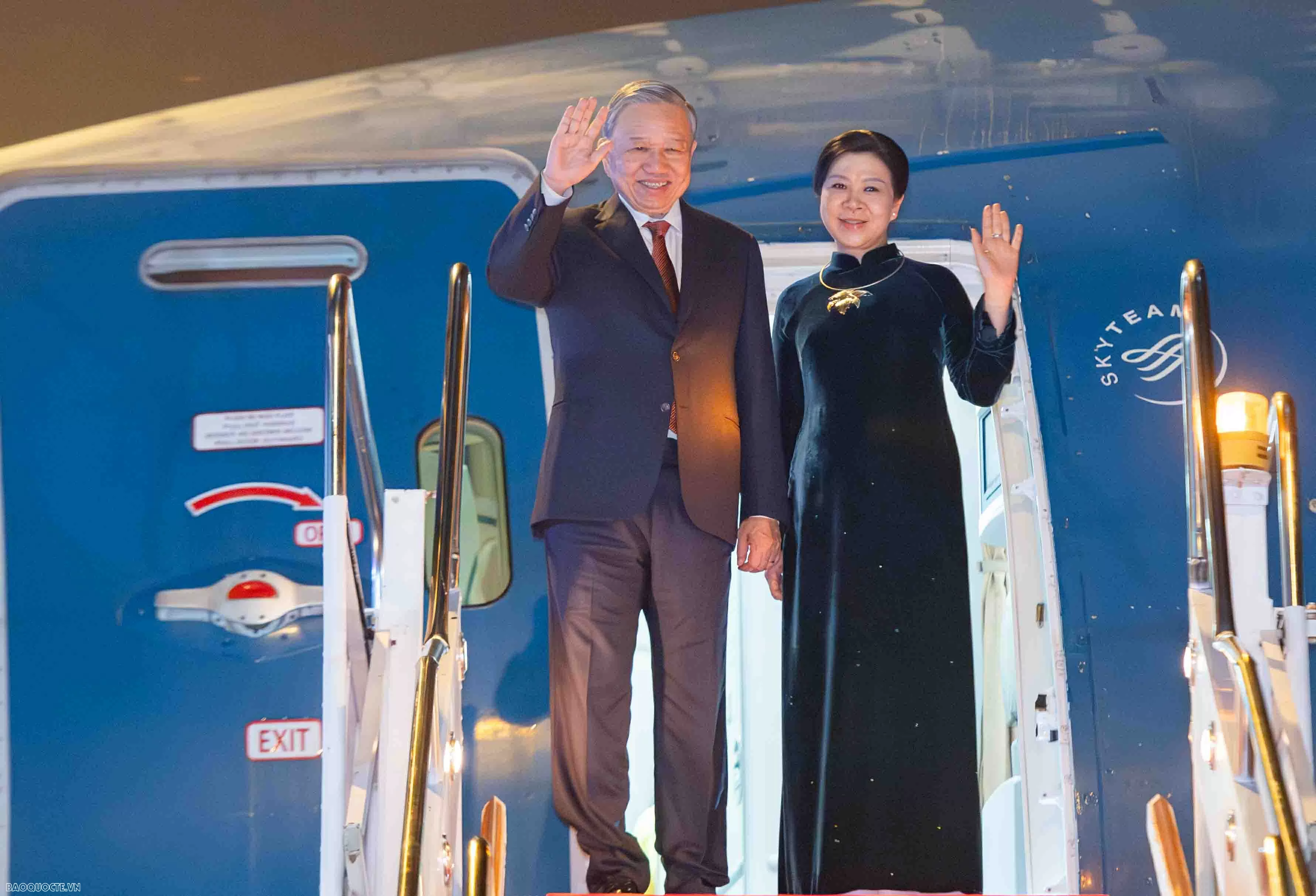 Tổng Bí thư Tô Lâm và Phu nhân rời Vientiane, kết thúc chuyến thăm Nhà nước Lào