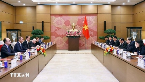 Chủ tịch Quốc hội Trần Thanh Mẫn tiếp Phó Chủ tịch Thứ nhất Hội đồng Liên bang Nga A. V. Yatskin