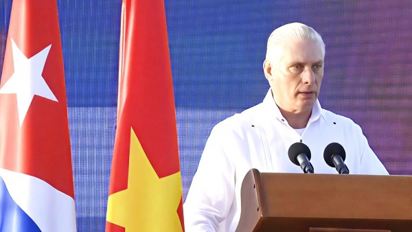 Lễ kỷ niệm 65 năm quan hệ ngoại giao Việt Nam-Cuba và khởi công dự án nhà máy điện Mặt trời: Khắc ghi vàng son lịch sử, cùng xây dựng tương lai