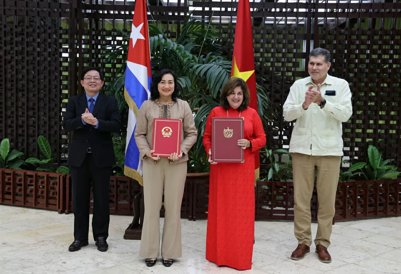 Chính phủ Cuba quyết tâm làm sâu sắc hơn quan hệ đồng chí, anh em Việt Nam-Cuba Chính phủ Cuba quyết tâm làm sâu sắc hơn quan hệ đồng chí, anh em Việt Nam-Cuba