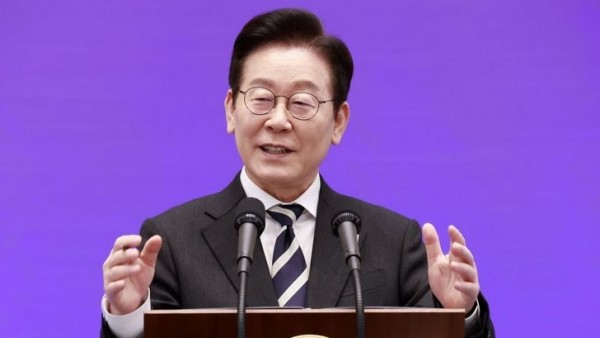 Tổng thống Hàn Quốc muốn xin lỗi Triều Tiên, sửa luật phục vụ cho việc 