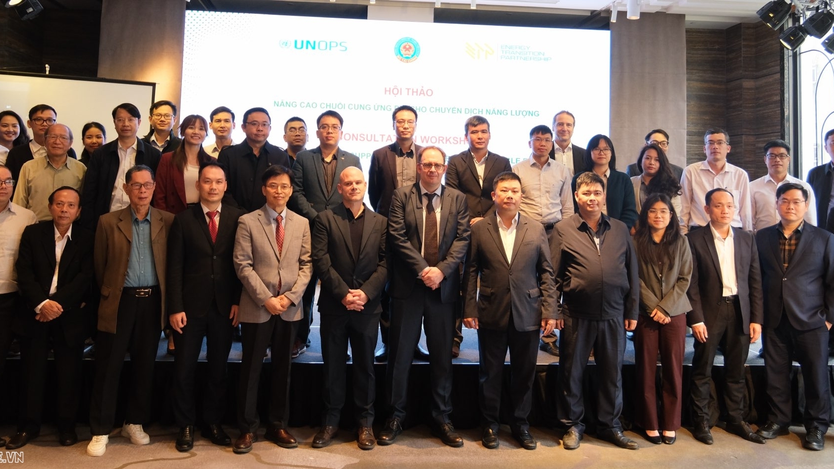 Đẩy mạnh hợp tác quốc tế trong phát triển chuỗi cung ứng pin, hướng tới nền kinh tế năng lượng sạch toàn cầu