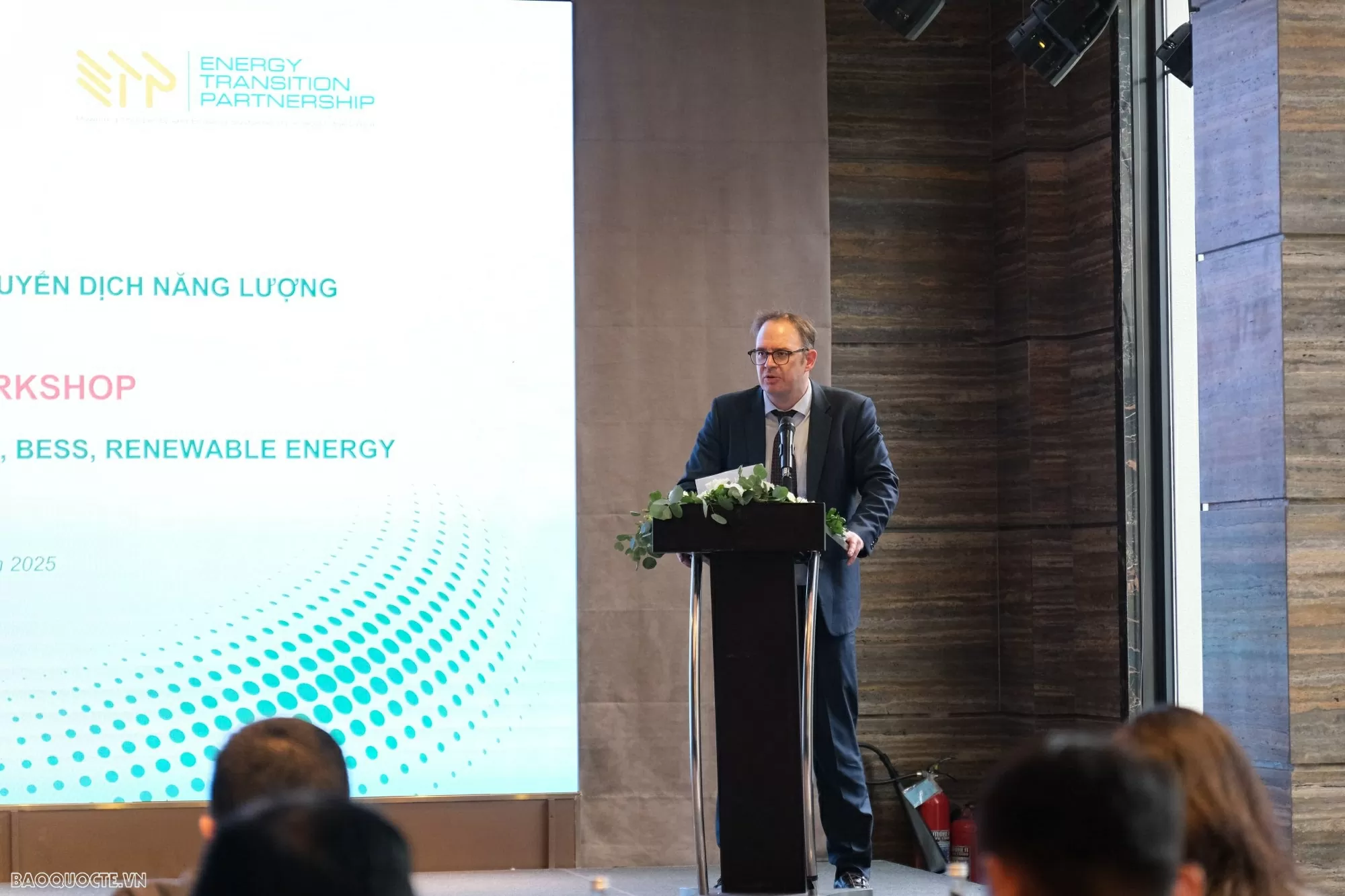 Thúc đẩy hợp tác quốc tế trong phát triển chuỗi cung ứng pin Thúc đẩy hợp tác quốc tế trong phát triển chuỗi cung ứng pin