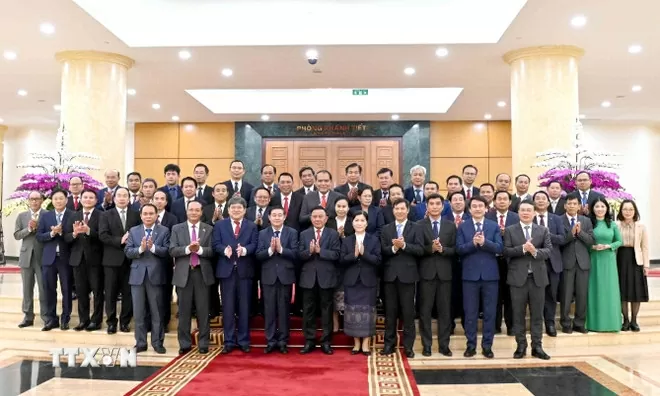 Ủy viên Bộ Chính trị, Thường trực Ban Bí thư Trần Cẩm Tú tiếp đoàn cán bộ cao cấp Đảng Nhân dân Cách mạnh Lào
