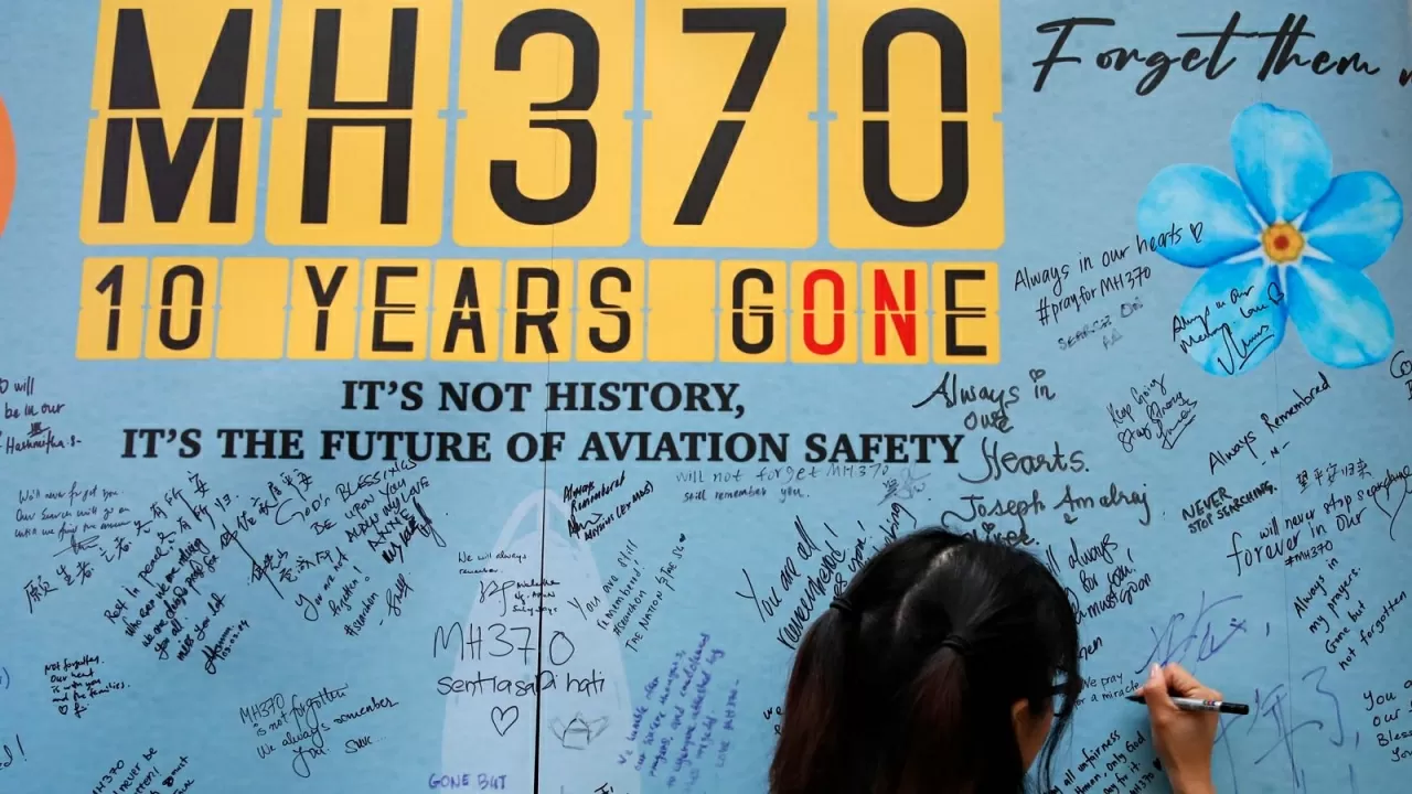 Malaysia tái khởi động chiến dịch tìm kiếm MH370 sau hơn một thập kỷ Malaysia tái khởi động chiến dịch tìm kiếm MH370 sau hơn một thập kỷ