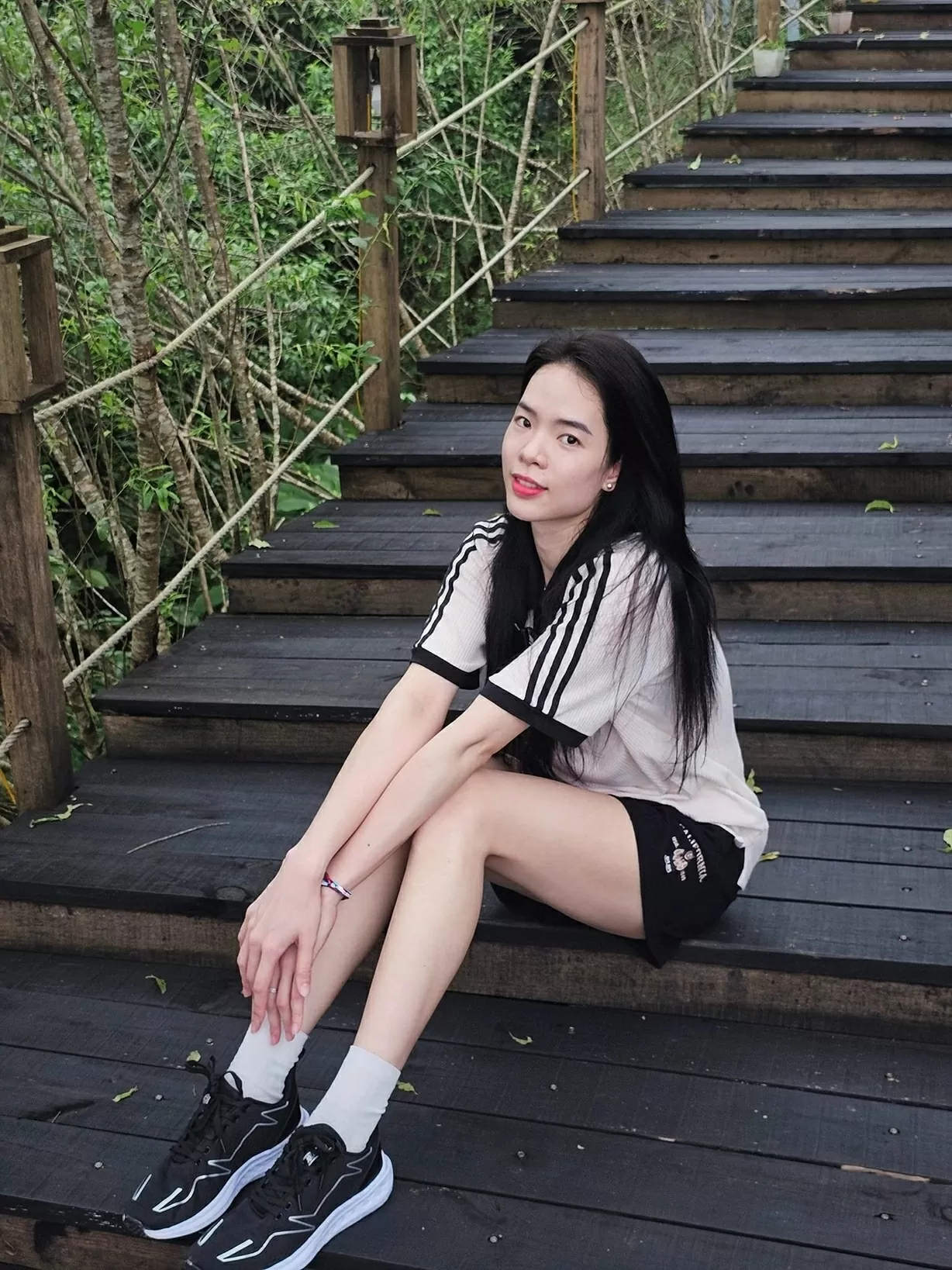 Khai mạc SEA Games 33: Nhan sắc hoa khôi bóng chuyền cầm quốc kỳ cho đoàn thể thao Việt Nam Khai mạc SEA Games 33: Nhan sắc hoa khôi bóng chuyền cầm quốc kỳ cho đoàn thể thao Việt Nam