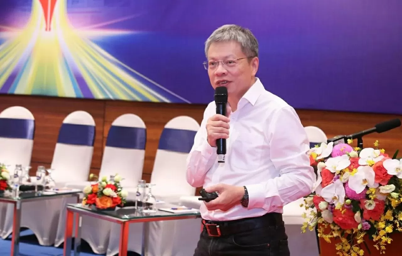 Tin giả Tin giả