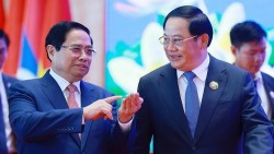 Ủy ban liên Chính phủ Việt Nam và Lào thể hiện quyết tâm đưa quan hệ hai nước lên tầm cao mới, gắn kết mang tính chiến lược