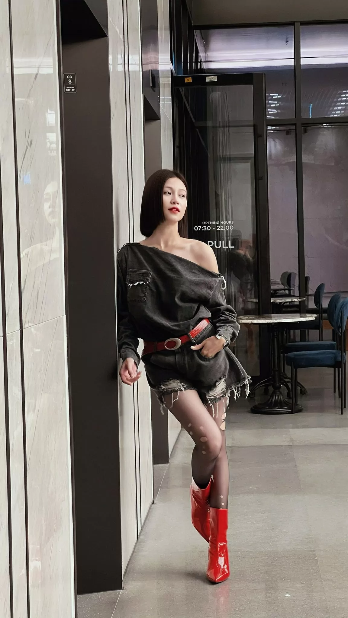 Nhan sắc diễn viên Quỳnh Châu phim Cách em 1 milimet