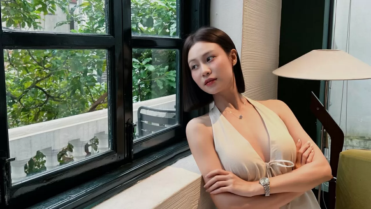 Nhan sắc diễn viên Quỳnh Châu phim Cách em 1 milimet
