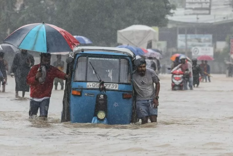 Điện thăm hỏi ảnh hưởng của cơn bão Ditwah gây thiệt hai lớn tại Sri Lanka