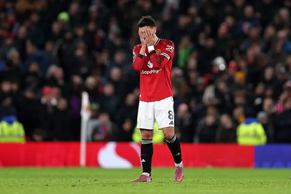 Bruno Fernandes nối dài hai thống kê không mong muốn