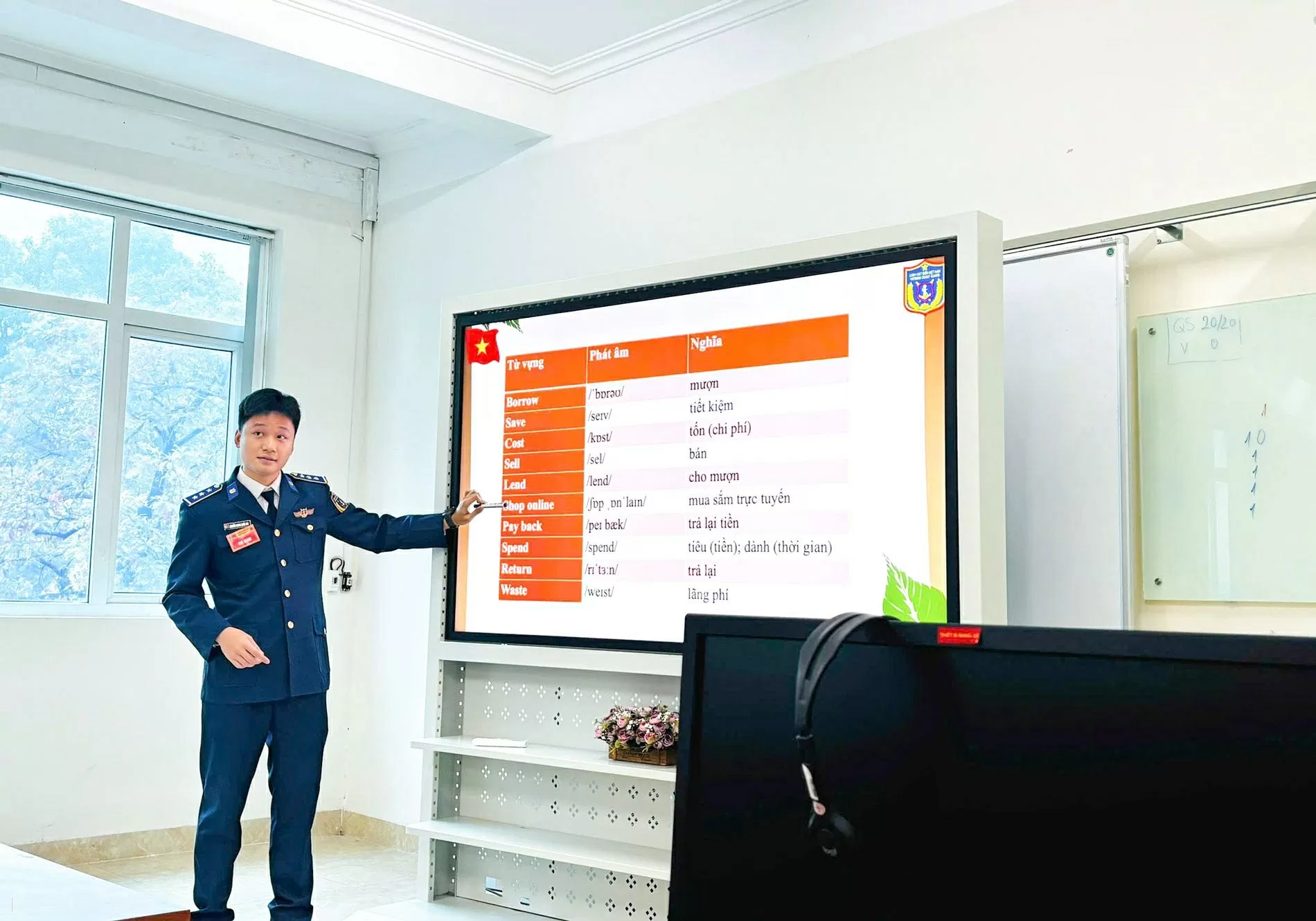 Cảnh sát biển Việt Nam: Thúc đẩy phong trào dạy và học tiếng Anh