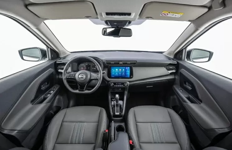 Nội thất của Nissan Kait trang bị nhiều tiện ích hiện đại. 