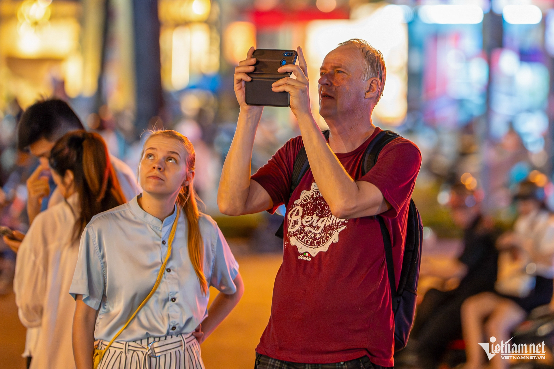 W-giáng sinh TPHCM.jpg