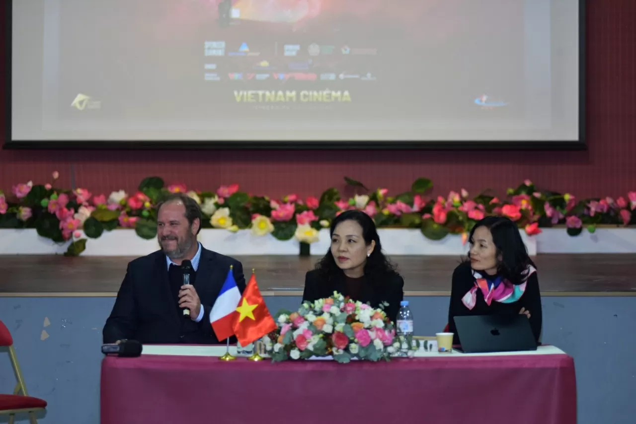 Thúc đẩy giao lưu Việt-Pháp trong lĩnh vực điện ảnh Thúc đẩy giao lưu Việt-Pháp trong lĩnh vực điện ảnh