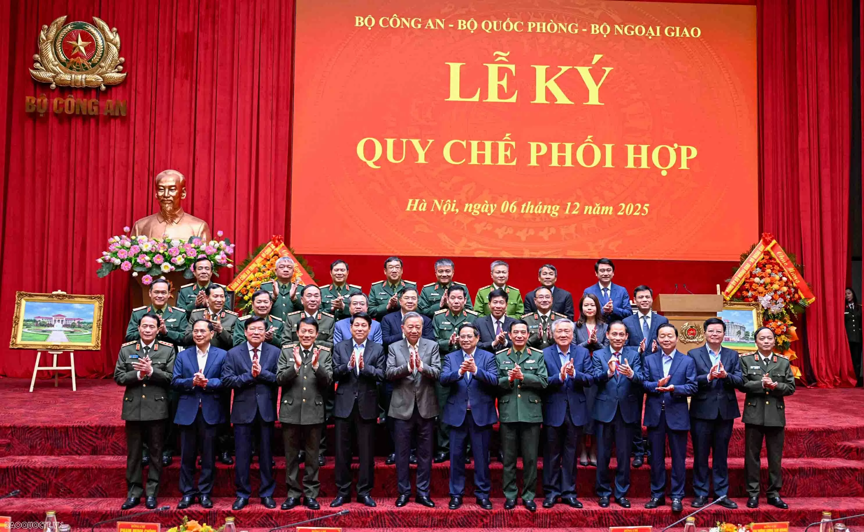 Bộ Quốc phòng, Bộ Công an và Bộ Ngoại giao ký Quy chế phối hợp công tác