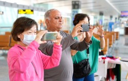 Việt Nam lập kỷ lục với hơn 19 triệu khách quốc tế trong 11 tháng đầu năm 2025