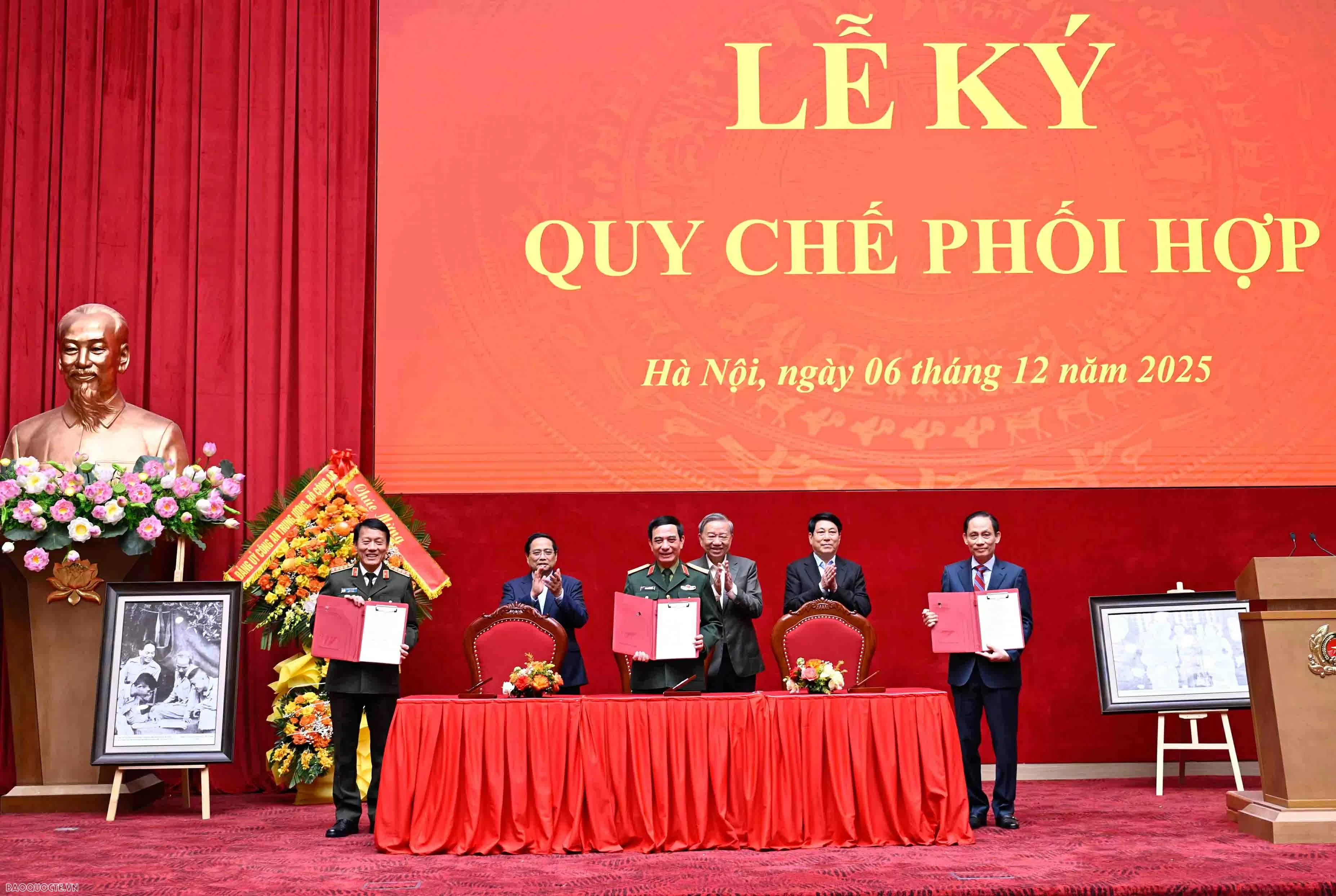 Bộ Quốc phòng, Bộ Công an và Bộ Ngoại giao ký Quy chế phối hợp công tác