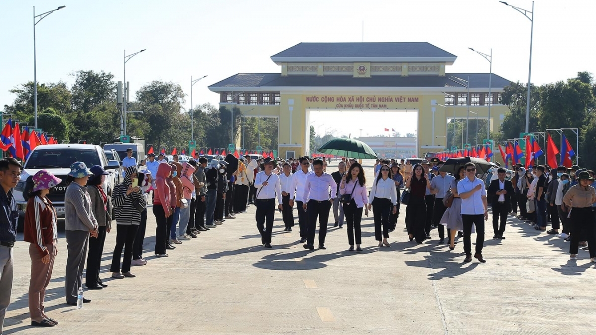 Hoàn thiện các công tác chuẩn bị cho Lễ khai trương Cặp cửa khẩu quốc tế Tân Nam - Meun Chey