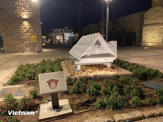 Cesarea – Di sản La Mã bên bờ Địa Trung Hải Israel Cesarea – Di sản La Mã bên bờ Địa Trung Hải Israel