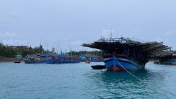 Áp thấp nhiệt đới giữ nguyên hướng và cường độ, gây gió mạnh trên biển