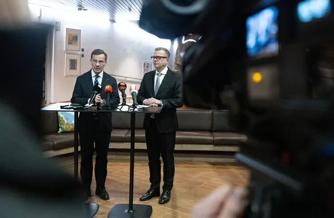 Thủ tướng Petteri Orpo và người đồng cấp Thụy Điển Ulf Kristersson phát biểu tại cuộc họp báo ở Hanasaari ở Espoo, ngày 2/12. (Nguồn: Chính phủ Phần Lan)