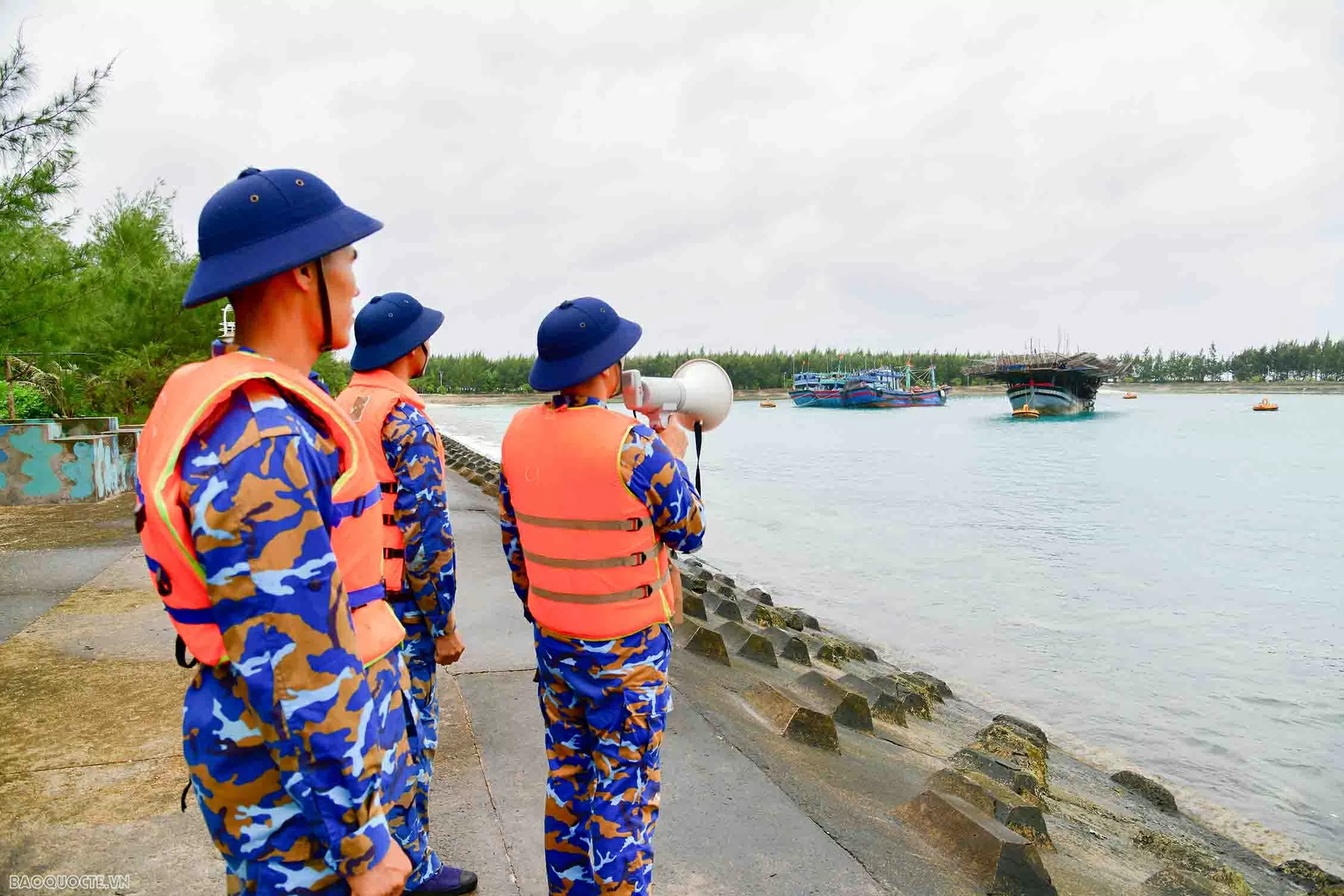 Đặc khu Trường Sa triển khai nhiều biện pháp ứng phó áp thấp nhiệt đới