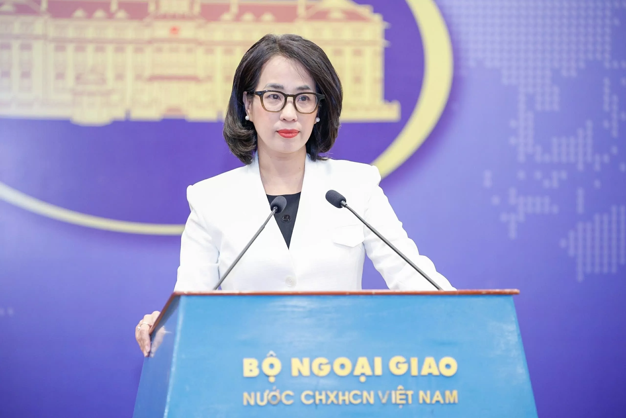 Phẩn ứng của Việt Nam trước căng thẳng Thái Lan-Campuchia Phẩn ứng của Việt Nam trước căng thẳng Thái Lan-Campuchia