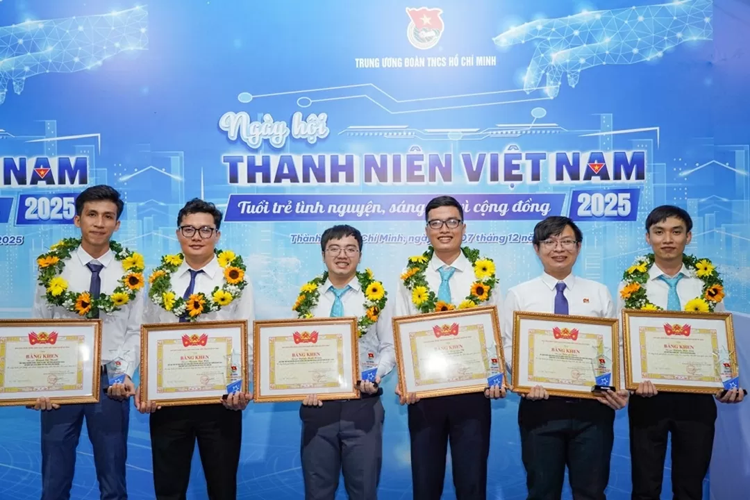 6 ngôi sao sáng của PetroVietnam tại Lễ trao giải Tuổi trẻ sáng tạo toàn quốc năm 2025